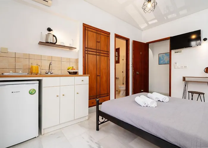 Апарт-отель Flerianos Naxos 3*